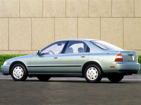 Maybe you would like to learn more about one of these? HONDA Accord 4 Doors - 1993, 1994, 1995, 1996 - autoevolution