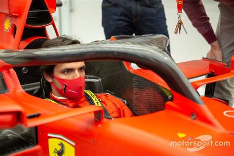 Sainz Ingin Suasana Mclaren Di Ferrari