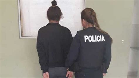 Detuvieron A Una Mujer Por Golpear A Una Joven Catamarca Actual