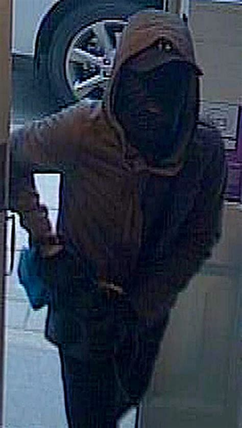 Cctv Footage Shows Member Of Public Trying To Apprehend Armed Bank Robber Shropshire Star