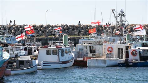 Inside Nova Scotias Complicated Lobster Fishery Fight Citynews Vancouver