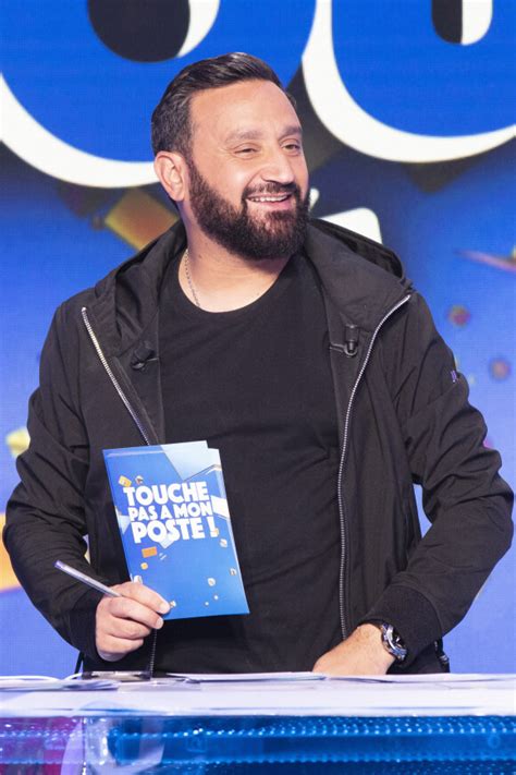 Cyril Hanouna très inquiet un problème de santé tracasse l animateur de TPMP Le diaporama