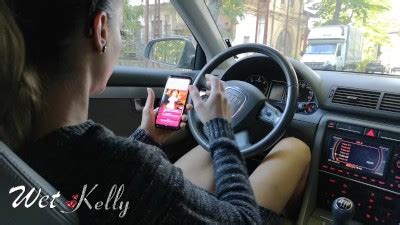 Uber Driver Got Caught Masturbating While Playing Nutaku By The