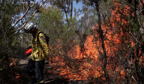 Australia Forecasts Prolonged Wildfire Seasons More Droughts From