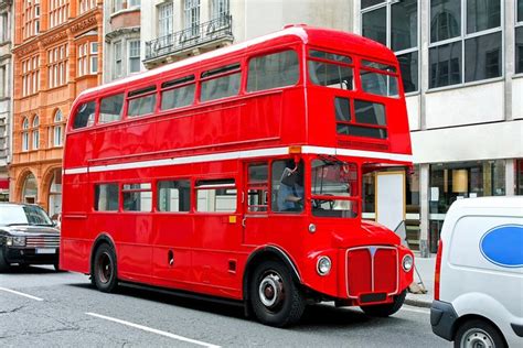 Buckingham Palace And Vintage Bus Tour Of London 2021