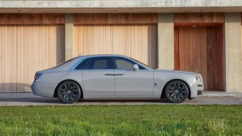 Msrp and invoice price goes from $0 to $0. 2020 Rolls-Royce Ghost Review | GRR
