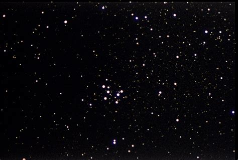 Estrellas Y Galaxias Messier 29 Cúmulo Estelar Abierto