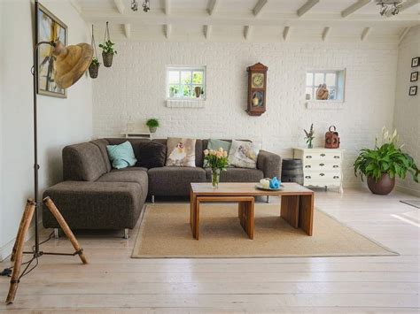 10 Cách How To Decorate Living Room With Simple Things Mà Bạn Không Nên