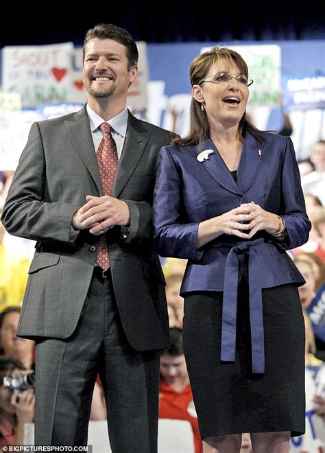 Todd Palin Files For Divorce From Former Alaska Governor Sarah Palin