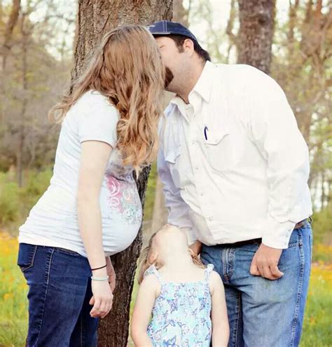 my best friend s maternity picturesn with her step daughter addi and husband prenatal