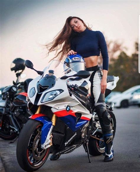 Pin By Amey Bhargava On Moto Girl Biker Girl Motorbike Girl Cafe