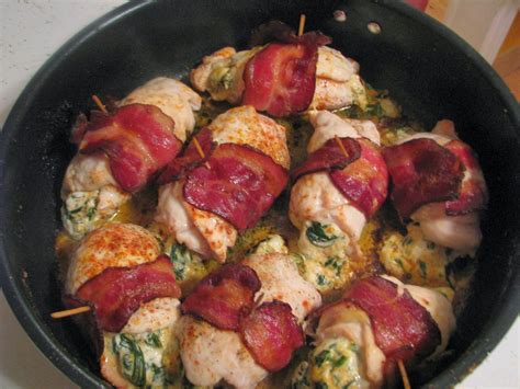 see cassie make cream cheese and spinach stuffed chicken wrapped with bacon