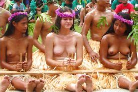 Beauty Of The Yawanawa Tribe From The Amazonrainforest Wearing Hot