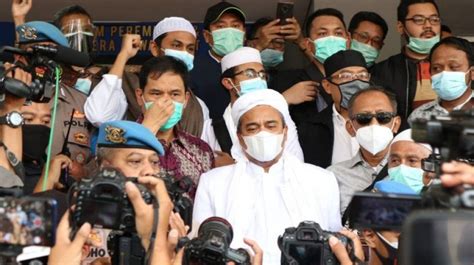 Orang Dan Organisasi Indonesia Di Daftar Hitam Facebook Ada Fpi Dan