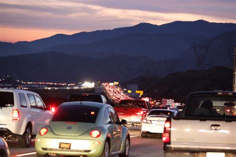 7-car crash slows traffic in Cajon Pass Sunday evening - Victor Valley