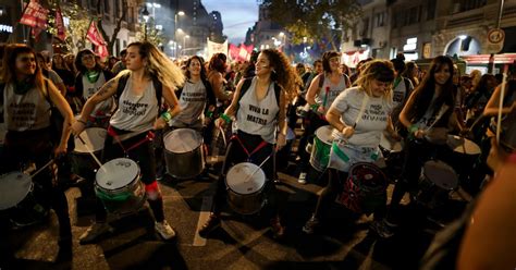 Argentines Protest Violence Against Women In Large Marches The Seattle Times