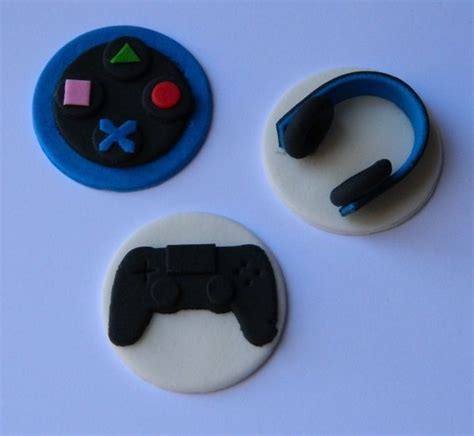 12 Edible Game Controller Cupcake Topper Disc Headphone Button Cake