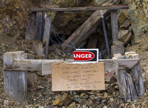 Prospectors Search For Denim Gold In Old Nevada Mine Shafts Las Vegas