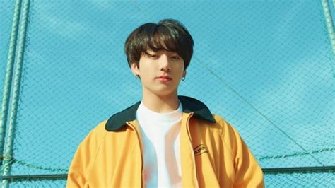 Asiachan has 95 euphoria images, wallpapers, hd wallpapers, android/iphone wallpapers, facebook covers, and many more in its gallery. Jungkook's "Euphoria" has sold over 200,000 units in the ...
