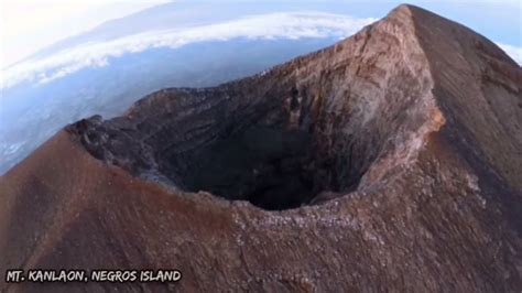 Most Beautiful Volcanic Craters In The Philippines Mt Mayon Mt