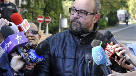 Cristian popescu piedone a depus, marți, jurmântul de primar ales al sectoului 5 al capitalei. Cristian Popescu Piedone candideaza la Primaria Sector 5
