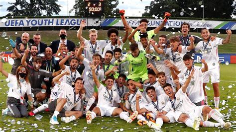 Real Madrid La Liga Half Of Real Madrids Youth League Champions To Train With The First Team