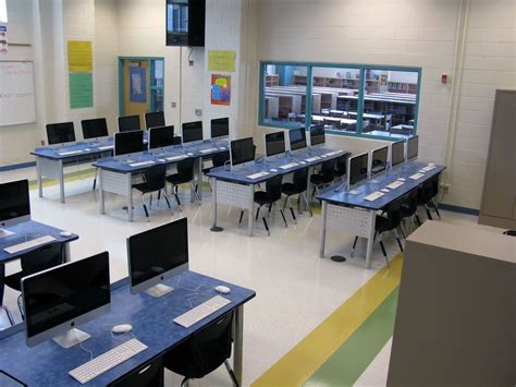 Desks For New Lab Interior Design School Interior Design Colleges