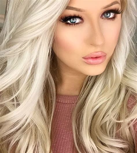 Blonde Hair Blue Eyes And Perfect Makeup Hair Styles Platinum Blonde Hair