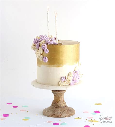 The Best Fda Approved Metallic Gold Buttercream Finish Sugar And Sparrow