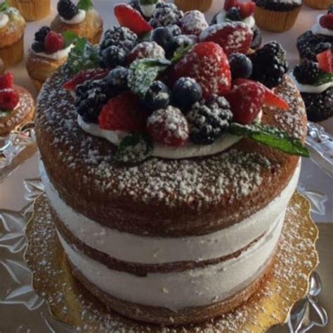 Naked Cakes Sweet Dreams Are Made Of This Hot Trend Cbc News