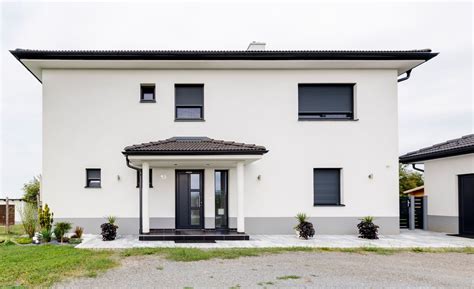 Weitere ideen zu haus bauen, haus pläne, haus grundriss. EIn Walmdachhaus mit besonderer Eleganz. #walmdach #haus # ...