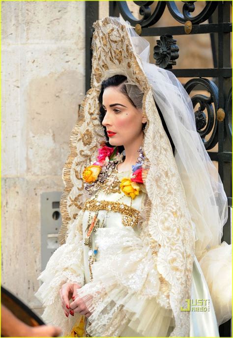 Celebitchy is a daily gossip and entertainment blog, started in 2006, which also focuses on liberal politics, royal coverage and fashion. Dita Von Teese: Harper's Bazaar Cover Shoot!: Photo ...