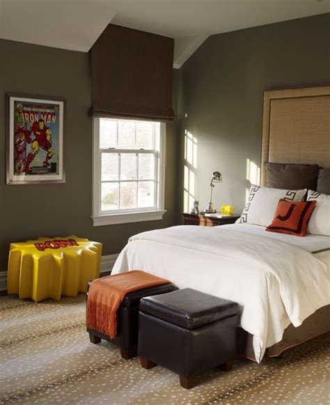 Earth tones are warm colours, comfortable to be around. Fantastic boy's bedroom features warm taupe walls framing ...