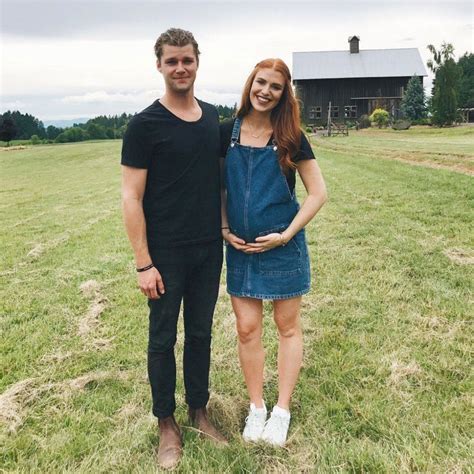 little people big world s jeremy and audrey roloff welcome daughter ember jean jeremy and