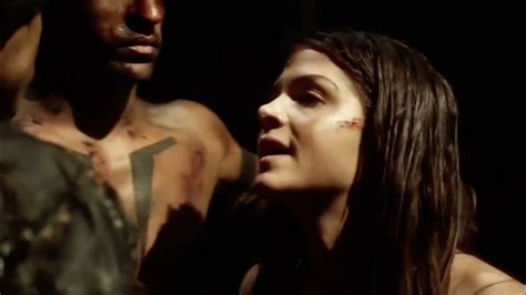 lincoln and octavia love scene 😍 the 100 the100 youtube