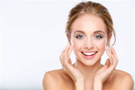 How To Get Beautiful Skin 3 Helpful Tips Style Vanity