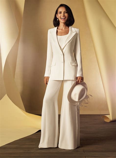 Unique White Women Wedding Suits Gowns Bridal Mother Of The Bride Groom Pant Suits With Long