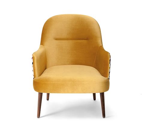 Some of the most outstanding designer lounge chairs in modern classic furniture and bauhaus design, including eames ottoman, barcelona chair, eero aarnio ball chair, egg chair by arne jacobsen, saarinen womb chair and more. Da Vinci 05 Lounge Chair - Style Matters