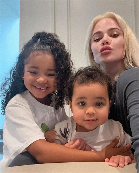 Dream Kardashian 6 Hugs Khloe S Son Tatum 1 In Rare Photo Of The Cousins Together At Reality