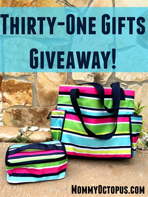 Review And Giveaway Thirty One Ts New Day Tote And Glamour Case Mommy