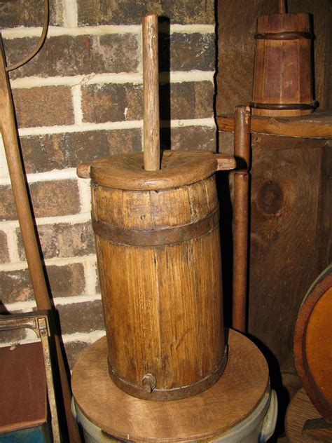 Small Antique Table Top Wooden Butter Churn Wth Lid Dasher Ebay Antique Table Churning