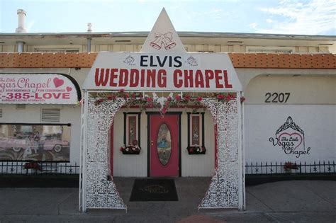 Elvis Wedding Chapel Photo