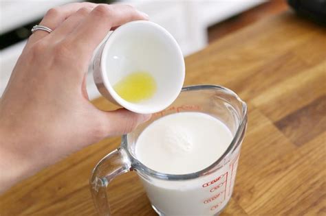 How To Substitute Half And Half For Whipping Cream Leaftv