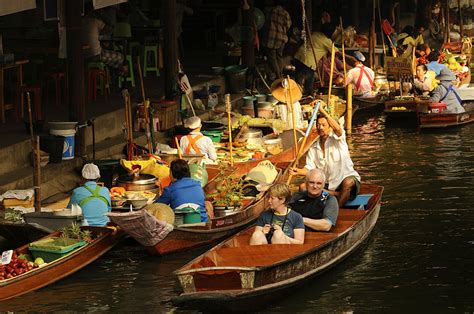 Floating Market Your Personal Companions In Bangkok