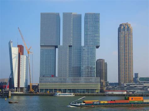 De gemeente rotterdam telt op 1 januari 2020 ruim 650.000 inwoners en is de op een na grootste stad van nederland. De Rotterdam - Architecture | ROTTERDAM PAGES