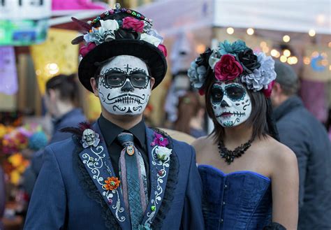 Photos Día De Los Muertos Celebrated At La Villita