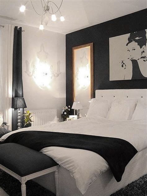 Creative Ways To Make Your Small Bedroom Look Bigger Hative