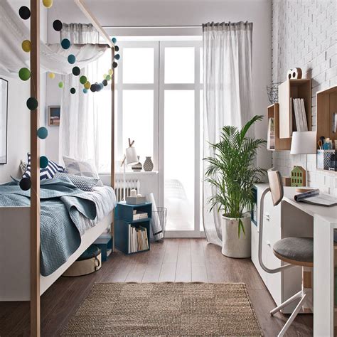 You will find nothing more substantial than raw wood that is natural and crafted for comfort on cold mountain nights. 4 You 4 Poster Single Bed In White And Oak Finish By ...