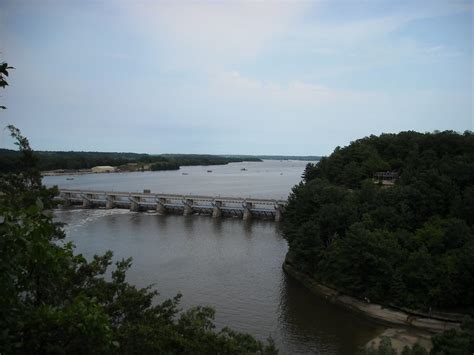Lock And Dam On Illinois River View From Starved Rock Stat Flickr