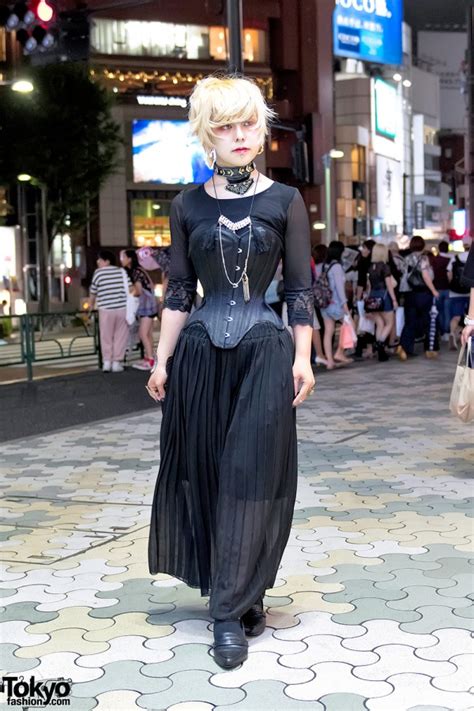 Dangerous Nude Harajuku Staffer W PCW Corset Piercings Tokyo Fashion